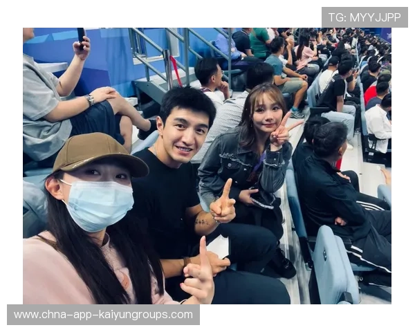 花游女神梁馨枰谈人生感悟：旷野才是生命真谛，花游梁馨枰微博