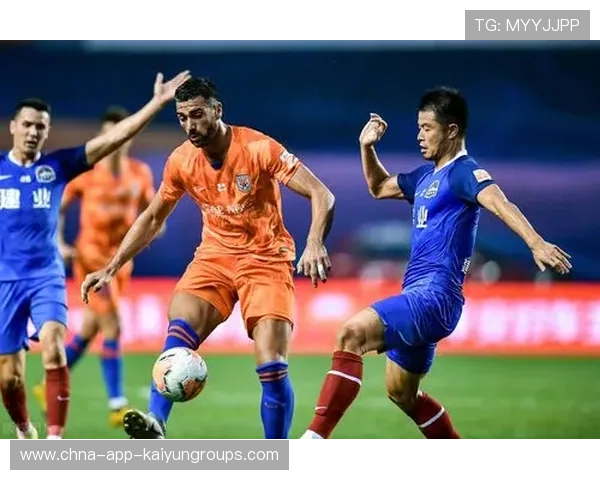 裁判视频回放争议 决定影响赛果引讨论，裁判看回放