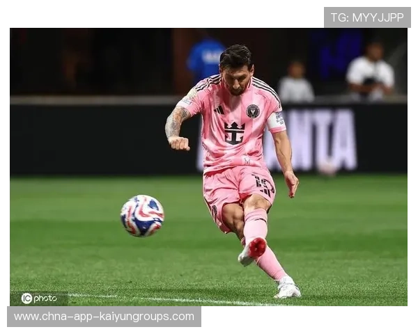 梅西贴地斩破门，迈阿密国际客场抢分，梅西 迈阿密